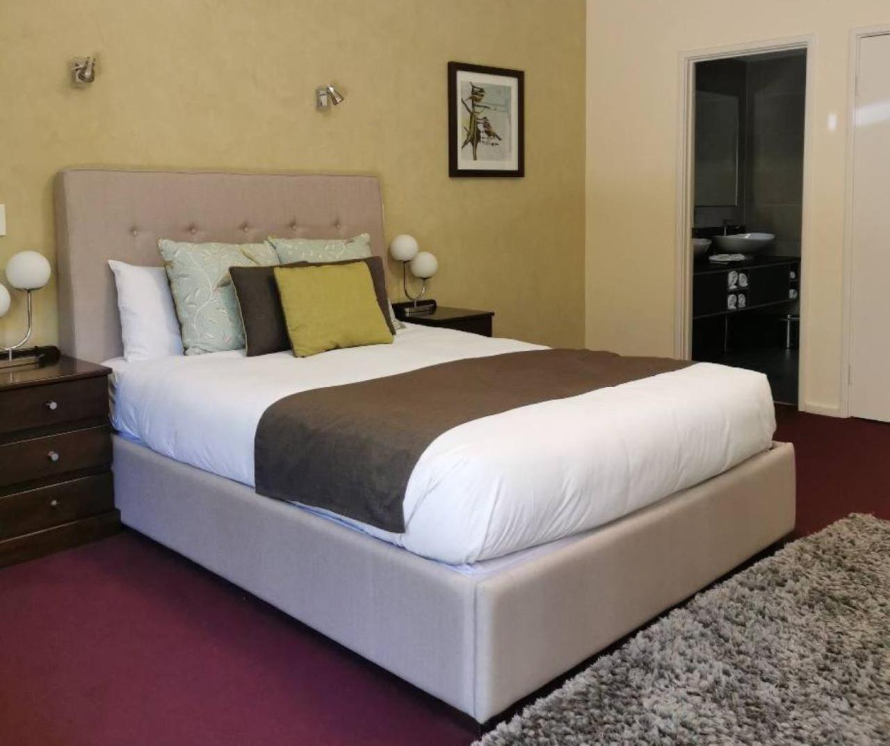 Mahogany Inn And Distillery Mahogany Creek Luaran gambar